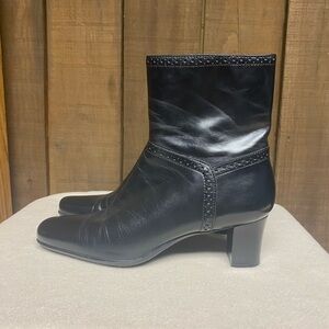 Michelle D Black Ankle Boots Women’s Size 7.5